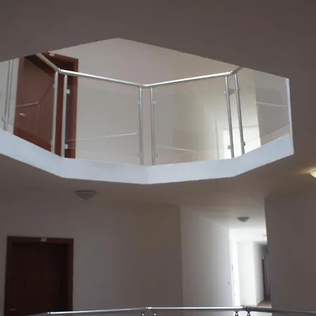 Barco Del Sol 27 One Bed Slantschew brjag